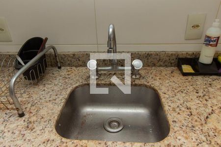 Casa à venda com 330m², 3 quartos e 4 vagas Casa à venda com 330m², 3 quartos e 4 vagasCozinha - Torneira