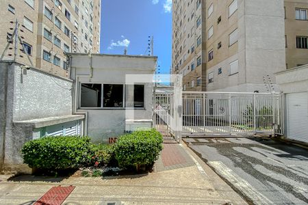 Apartamento à venda com 42m², 2 quartos e 1 vaga Apartamento à venda com 42m², 2 quartos e 1 vagaFachada