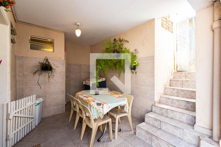 Casa à venda com 177m², 3 quartos e 1 vagaÁrea de serviço