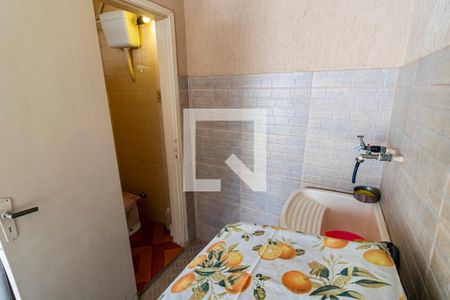 Casa à venda com 177m², 3 quartos e 1 vagaÁrea de serviço