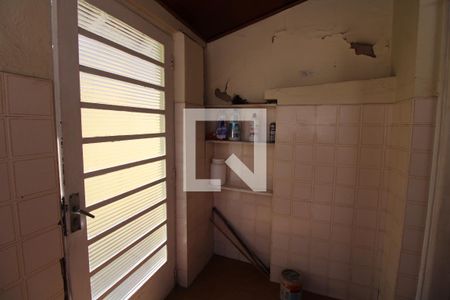 Casa à venda com 200m², 4 quartos e 1 vagaÁrea de Serviço