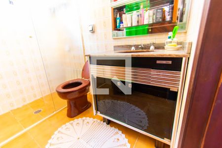 Casa à venda com 220m², 3 quartos e 5 vagas Casa à venda com 220m², 3 quartos e 5 vagasBanheiro da Suíte