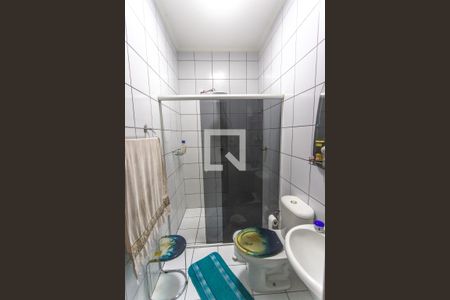 Casa à venda com 147m², 2 quartos e 1 vagaBanheiro