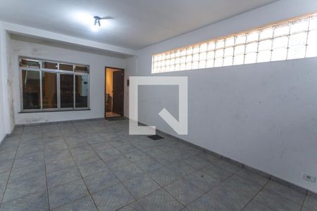 Casa à venda com 147m², 2 quartos e 1 vagaGaragem