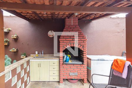 Casa à venda com 192m², 3 quartos e 1 vagaChurrasqueira