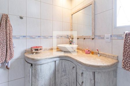 Casa à venda com 192m², 3 quartos e 1 vagaBanheiro