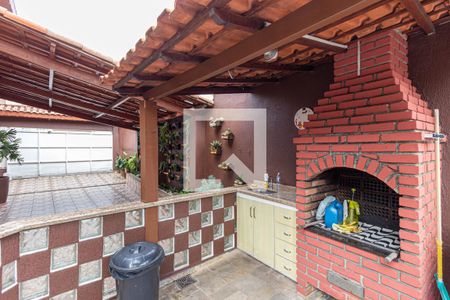 Casa à venda com 192m², 3 quartos e 1 vagaChurrasqueira