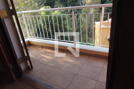 Casa de condomínio à venda com 410m², 4 quartos e 3 vagasSacada