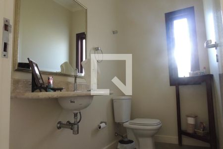 Casa de condomínio à venda com 410m², 4 quartos e 3 vagasLavabo