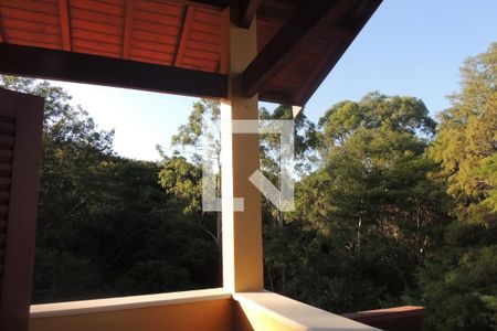 Casa de condomínio à venda com 410m², 4 quartos e 3 vagasVista