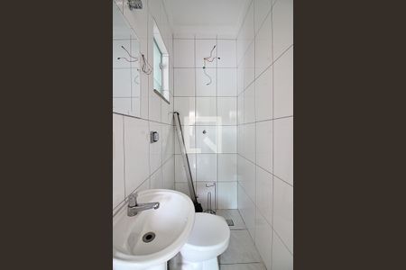 Casa à venda com 218m², 3 quartos e 5 vagasBanheiro de Serviço