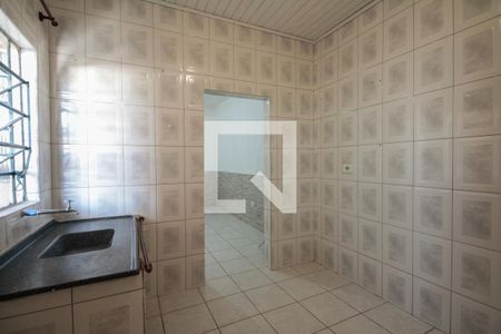 Cozinha  de casa para alugar com 1 quarto, 40m² em Vila Invernada, São Paulo