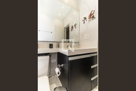 Apartamento à venda com 200m², 4 quartos e 1 vagaBanheiro da Suíte 2