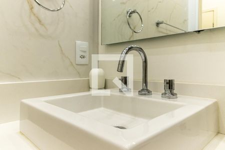 Apartamento à venda com 200m², 4 quartos e 1 vagaBanheiro da Suíte 3