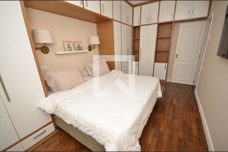 Apartamento à venda com 131m², 3 quartos e 2 vagasQuarto 1 com suíte