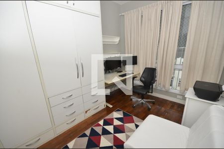 Apartamento à venda com 131m², 3 quartos e 2 vagasQuarto 3