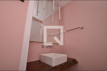 Apartamento à venda com 131m², 3 quartos e 2 vagasBanheiro 2