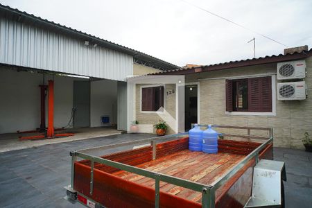 Casa à venda com 150m², 2 quartos e 3 vagasPátio