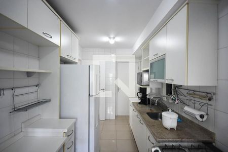 Apartamento para alugar com 95m², 3 quartos e 2 vagas Apartamento para alugar com 95m², 3 quartos e 2 vagasCozinha