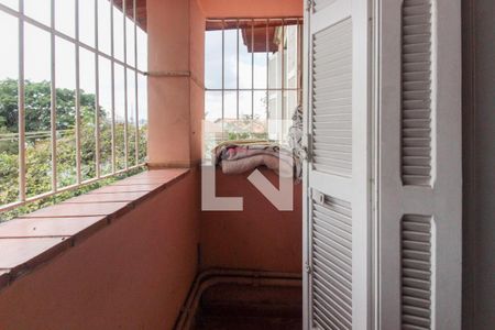 Casa à venda com 700m², 6 quartos e 6 vagas Casa à venda com 700m², 6 quartos e 6 vagasQuarto 2