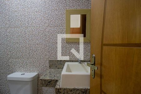 Casa à venda com 350m², 3 quartos e 1 vaga Casa à venda com 350m², 3 quartos e 1 vagaBanheiro da Suíte 3