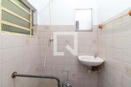 Casa à venda com 170m², 4 quartos e 2 vagasBanheiro de Serviço