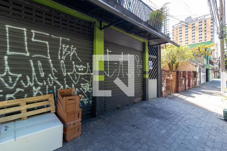 Casa à venda com 170m², 4 quartos e 2 vagasFachada