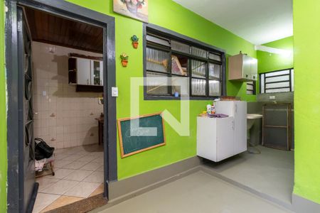 Casa à venda com 170m², 4 quartos e 2 vagasÁrea de Serviço