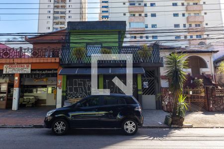 Casa à venda com 170m², 4 quartos e 2 vagasFachada