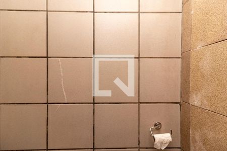 Casa à venda com 170m², 4 quartos e 2 vagasGaragem - Banheiro