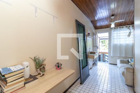 Casa à venda com 170m², 4 quartos e 2 vagasEdícula - Sala