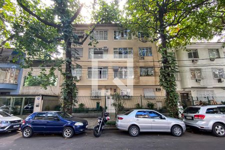 Apartamento à venda com 85m², 2 quartos e sem vagaFachada