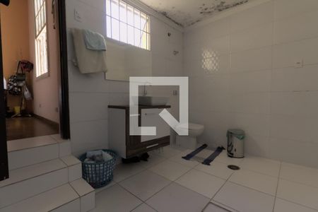 Casa à venda com 600m², 5 quartos e 20 vagas Casa à venda com 600m², 5 quartos e 20 vagasBanheiro da Suíte 1