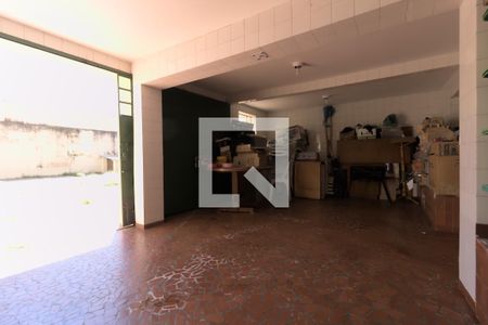 Casa à venda com 600m², 5 quartos e 20 vagas Casa à venda com 600m², 5 quartos e 20 vagasSalão de Festas