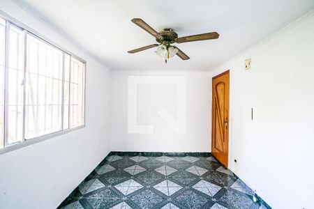 Apartamento à venda com 75m², 2 quartos e 1 vaga Apartamento à venda com 75m², 2 quartos e 1 vagaSala