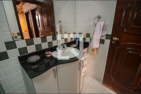 Casa à venda com 570m², 4 quartos e 4 vagas