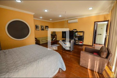 Casa à venda com 570m², 4 quartos e 4 vagas