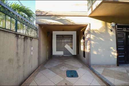 Casa à venda com 570m², 4 quartos e 4 vagas