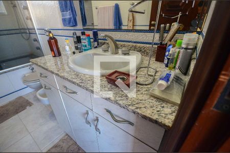 Casa à venda com 570m², 4 quartos e 4 vagas