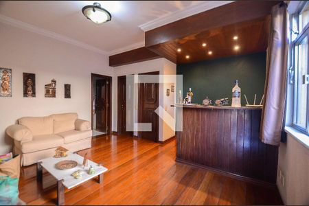 Casa à venda com 570m², 4 quartos e 4 vagas