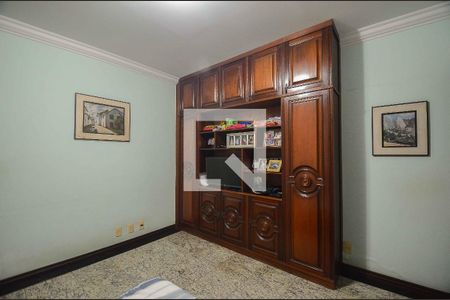 Casa à venda com 570m², 4 quartos e 4 vagas