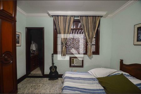 Casa à venda com 570m², 4 quartos e 4 vagas