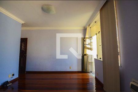 Casa à venda com 570m², 4 quartos e 4 vagas