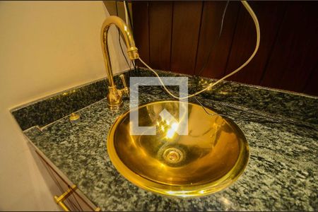 Casa à venda com 570m², 4 quartos e 4 vagas