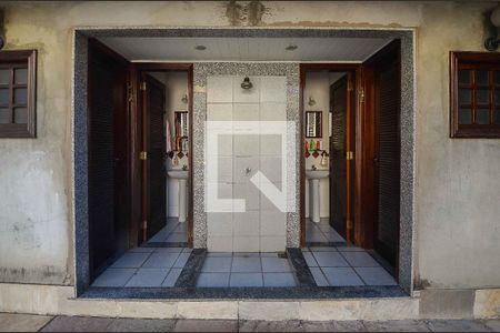 Casa à venda com 570m², 4 quartos e 4 vagas