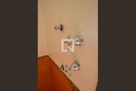 Casa à venda com 570m², 4 quartos e 4 vagas