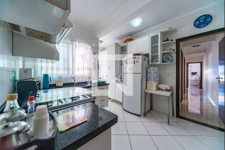 Apartamento à venda com 185m², 3 quartos e 2 vagas Apartamento à venda com 185m², 3 quartos e 2 vagasCozinha