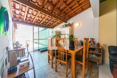 Apartamento à venda com 185m², 3 quartos e 2 vagas Apartamento à venda com 185m², 3 quartos e 2 vagasSala da cobertura