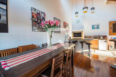 Apartamento à venda com 164m², 2 quartos e 2 vagas Apartamento à venda com 164m², 2 quartos e 2 vagasSalão de festas