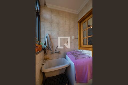 Apartamento à venda com 164m², 2 quartos e 2 vagas Apartamento à venda com 164m², 2 quartos e 2 vagasLavanderia